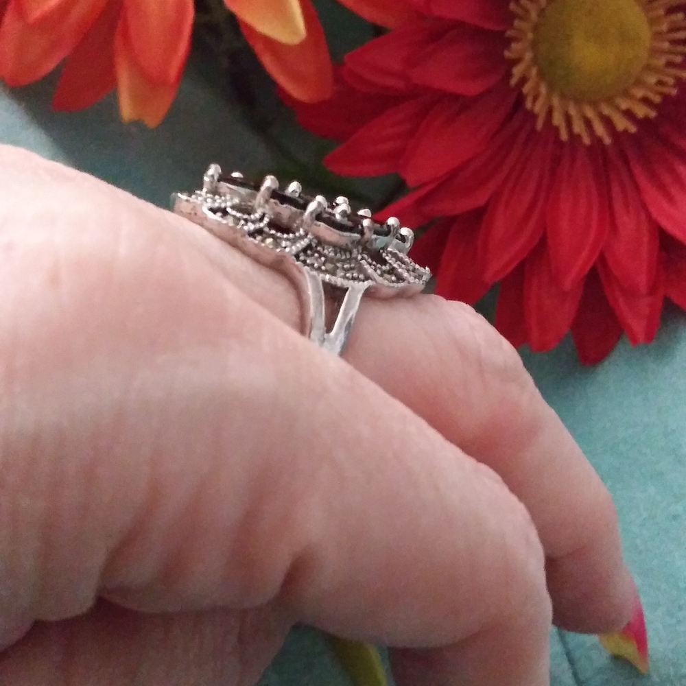 Vintage Ring - Picture 4 of 4